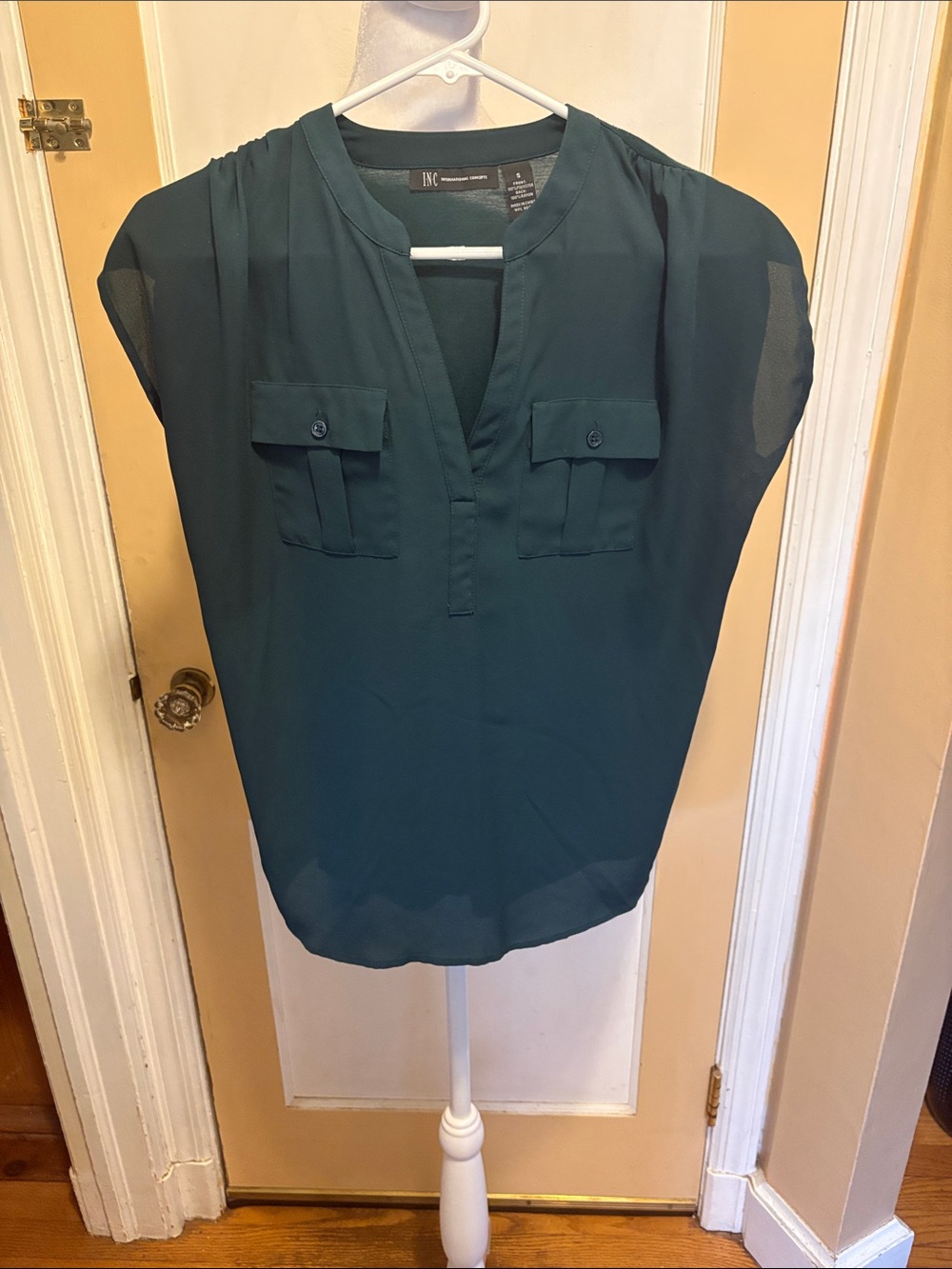 INC International Concepts Hunter Green Split V-Neck Cap Sleeve Blouse